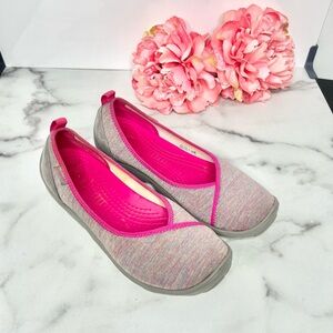 CROCS Duet Busy Day Slip On Flats